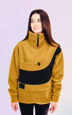 Bouclé Fleece Pet Carrier Hoodie: Handmade Kangaroo Pocket Sweatshirt